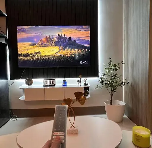 Balay Mulano At Fame Residences Mandaluyong L With Balcony Pool View L 200mbps Wifi * Manila