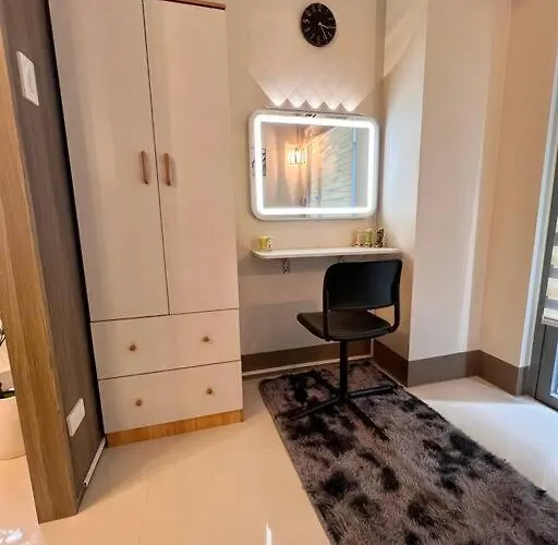 Balay Mulano At Fame Residences Mandaluyong L With Balcony Pool View L 200mbps Wifi *