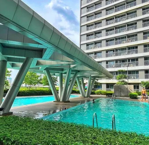 Balay Mulano At Fame Residences Mandaluyong L With Balcony Pool View L 200mbps Wifi Manila