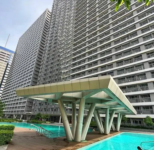 Balay Mulano At Fame Residences Mandaluyong L With Balcony Pool View L 200mbps Wifi Apartment Manila