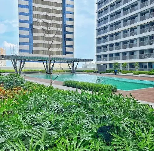 Balay Mulano At Fame Residences Mandaluyong L With Balcony Pool View L 200mbps Wifi Apartment