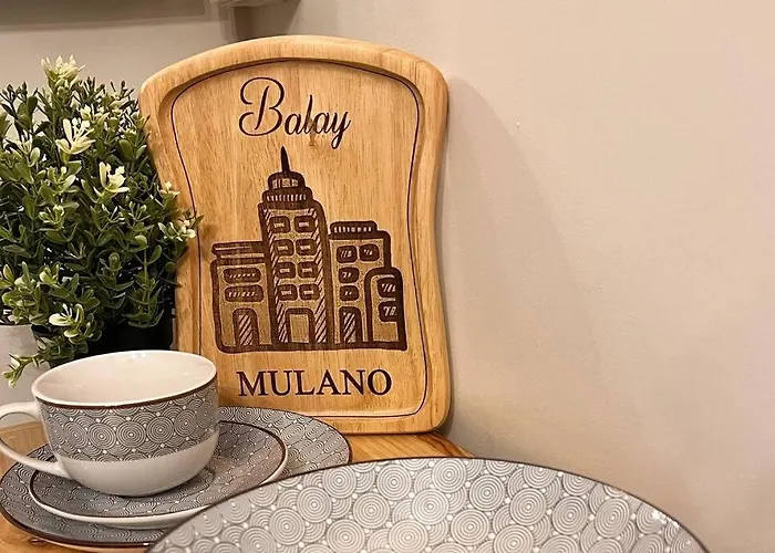 Balay Mulano At Fame Residences Mandaluyong L With Balcony Pool View L 200mbps Wifi