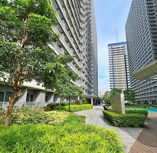 Apartment Balay Mulano At Fame Residences Mandaluyong L With Balcony Pool View L 200mbps Wifi
